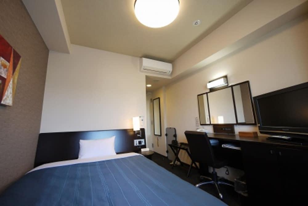 Hotel Route-Inn Higashimuroran Ekimae Dış mekan fotoğraf