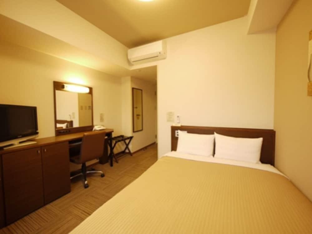 Hotel Route-Inn Higashimuroran Ekimae Dış mekan fotoğraf