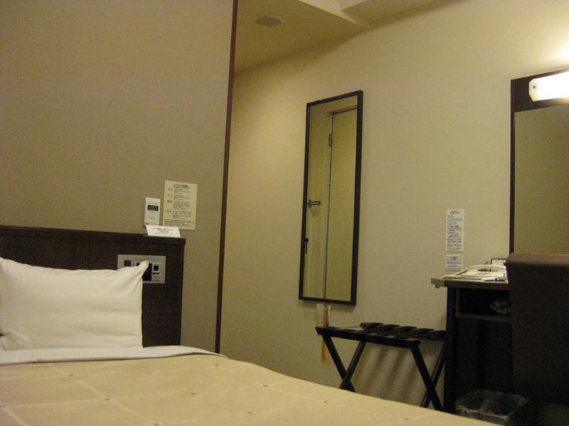 Hotel Route-Inn Higashimuroran Ekimae Dış mekan fotoğraf